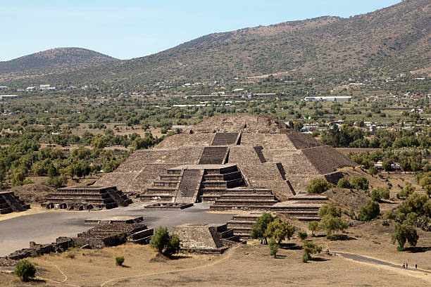 istock Teotihuacan Pyramids in Mexico 164185536