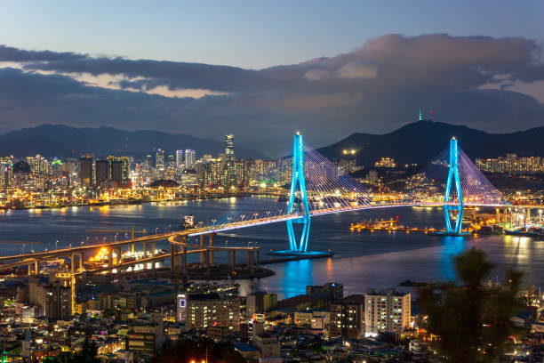 istock Night view of Busan Port 1641895304