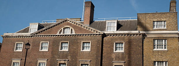 istock Typically British House in London 164194771