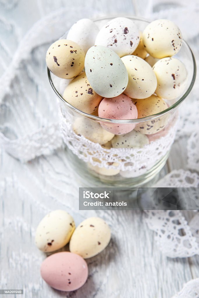 Codorna ovos de Páscoa - Foto de stock de Amontoamento royalty-free