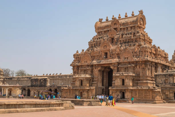 templo ou grande templo em thanjavur, patrimônio mundial da unesco tamil nadu índia. - nandi - fotografias e filmes do acervo