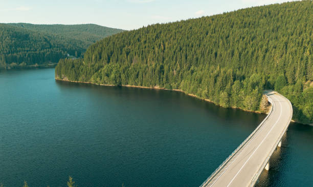 istock Bridge that connects two islands on the lake. 1642522397