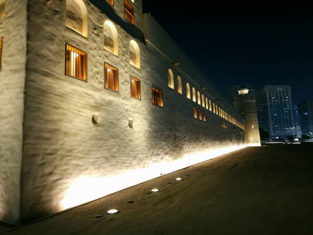 The Qasal Al Hasan Fort The Side Walls of Qasar Al Hasan Fort in the Middle East run down neighborhood stock pictures, royalty-free photos & images