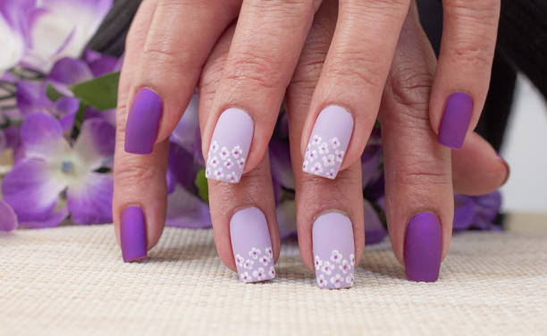 istock Summer Flower Nail Art Design 1642951130