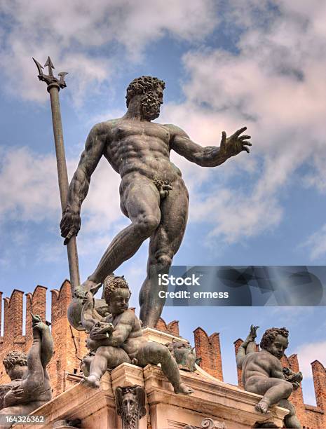 Bologna Italiastatua Di Nettuno - Fotografie stock e altre immagini di Bologna - Bologna, Nettuno - Dio romano, Antico - Vecchio stile