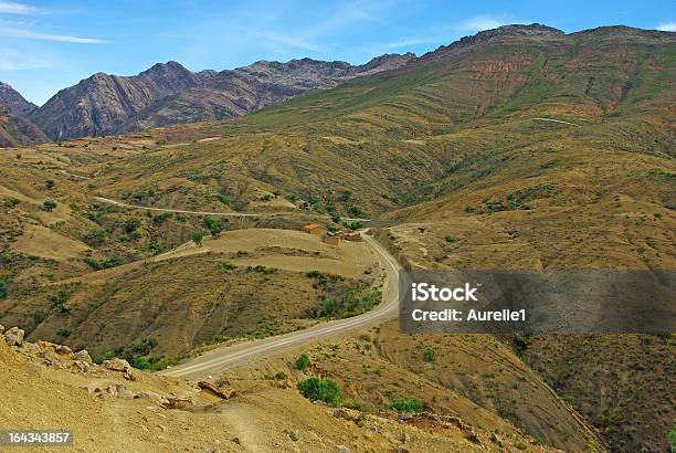 Camino Maragua Cráter Foto de stock y más banco de imágenes de Aire libre - Aire libre, Aldea, Belleza de la naturaleza