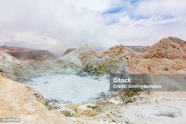 Photo libre de droit de Piscine Avec Bouillant Boue Bolivie banque d'images et plus d'images libres de droit de Activité - Activité, Altiplano, Amérique du Sud