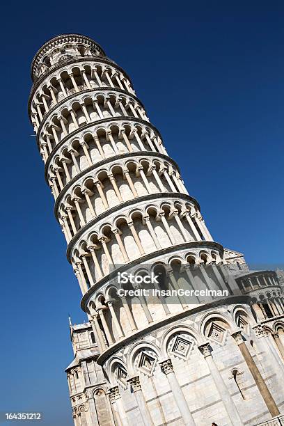 Foto de Torre Inclinada De Pisa e mais fotos de stock de Alto - Descrição Geral - Alto - Descrição Geral, Arquitetura, Aventura