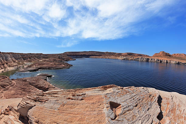 istock Lake Powell in the desert 164353180