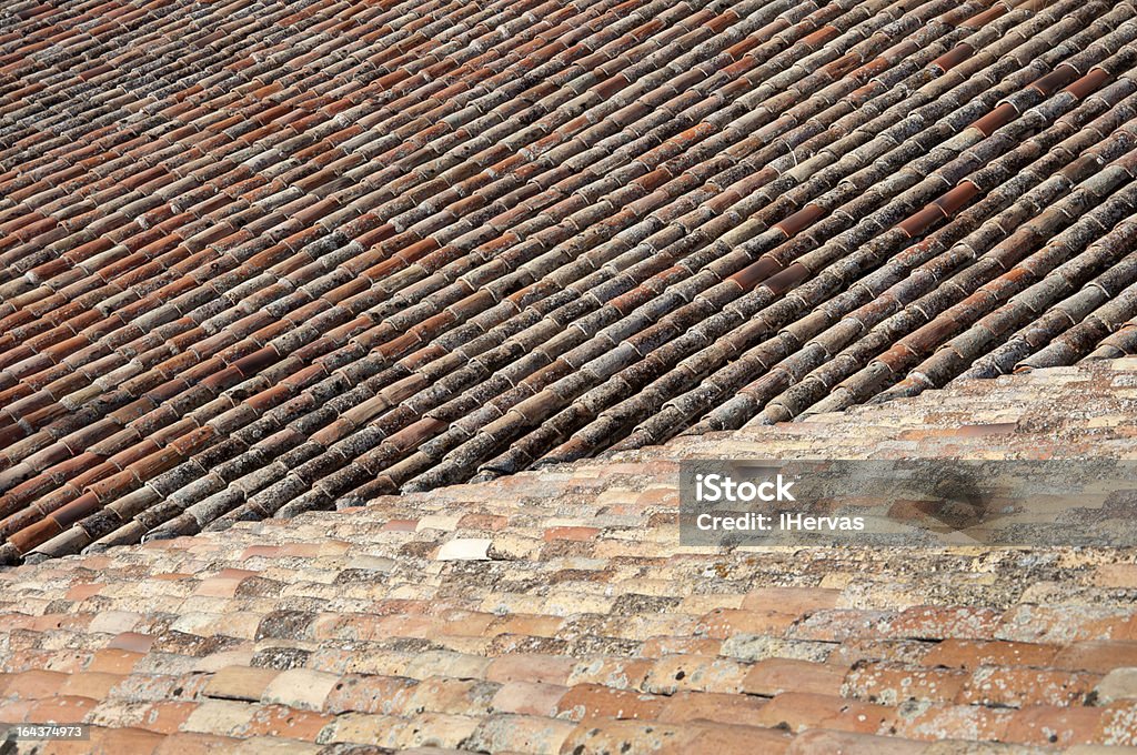 Tradicional techo con revestimiento - Foto de stock de Aire libre libre de derechos