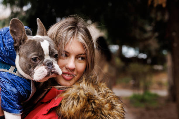 istock Best friends hugging outdoors 1643804727