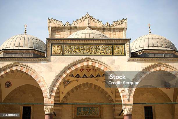 Mesquita De Suleymanie Detalhe - Fotografias de stock e mais imagens de Ao Ar Livre - Ao Ar Livre, Arquitetura, Arquitetura islâmica