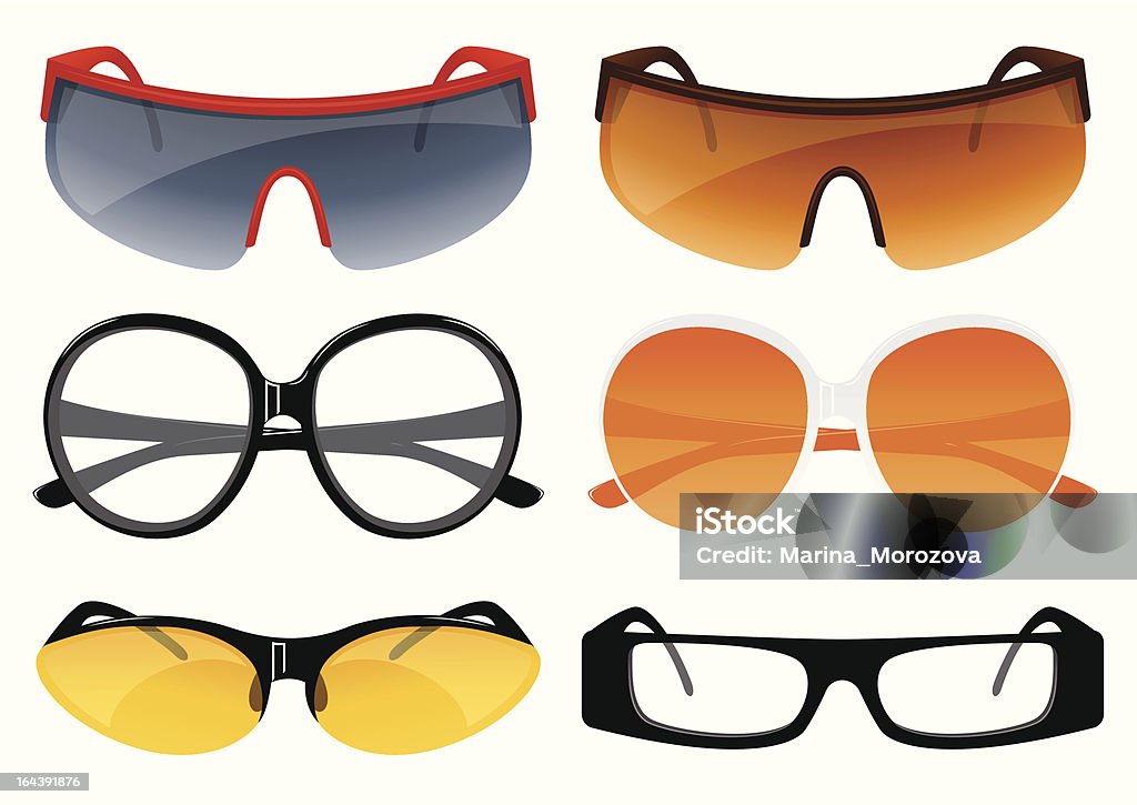 Ensemble de lunettes de soleil - clipart vectoriel de Au bord de libre de droits