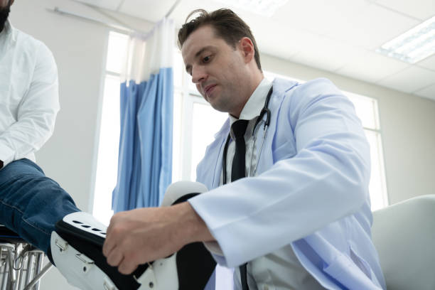 istock Doctor examination to patient 1643920010