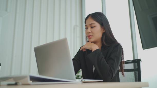 istock Confident businesswoman. 1643970595