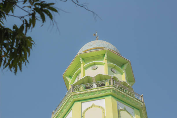 istock The mosque tower seen from below 1644025673