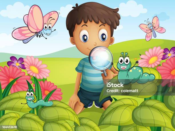 Chłopiec W Ogrodzie - Stockowe grafiki wektorowe i więcej obrazów Dziecko - Dziecko, Chłopcy, Gąsienica