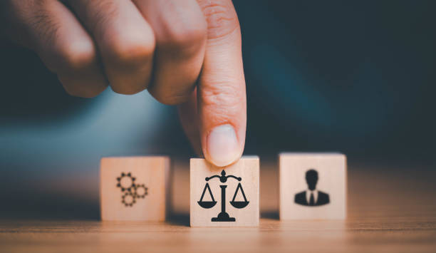 ai law or ai ethics business concept. artificial intelligence developing codes. compliance, business policy target in digital transformation and responsibility for guarding against unintended bias. - ethisch dilemma stockfoto's en -beelden