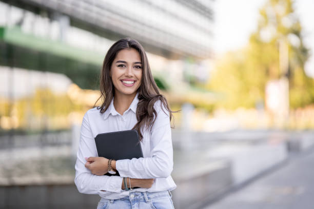 istock Stunning modern woman 1644464129