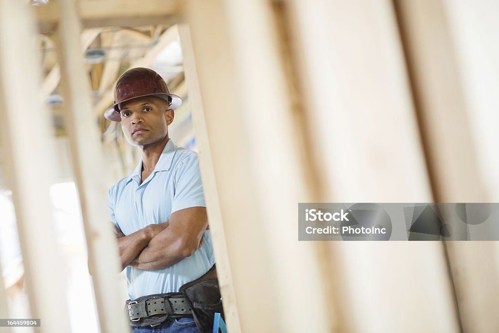 Masculino Trabalhador da Construção Civil usando Capacete no local - Royalty-free 30-34 Anos Foto de stock