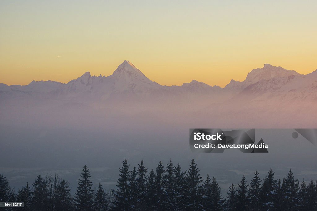 Ботинки Alpenglow с в Германии, самый высокий пик - Стоковые фото Бавария роялти-фри