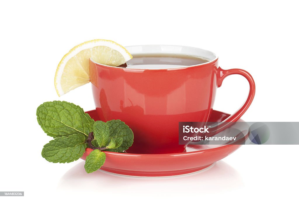Red Teetasse mit Zitrone und Minze - Lizenzfrei Blatt - Pflanzenbestandteile Stock-Foto