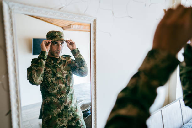 istock Soldier getting ready ready to leave at home 1644853981