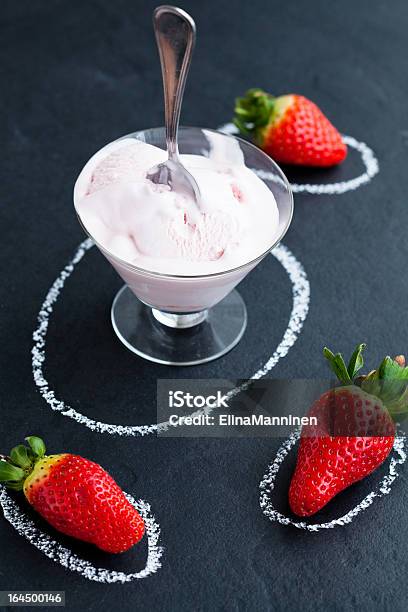 Strawberry Ice Cream And Whole Strawberries Stock Photo - Download Image Now - Bowl, Chalk - Art Equipment, Close-up