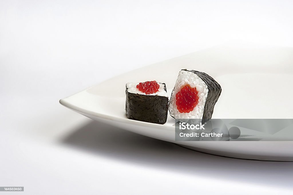 De délicieux sushis Hosomaki. Des plats traditionnels japonais - Photo de Aliment libre de droits