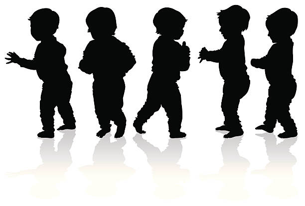 illustrations, cliparts, dessins animés et icônes de silhouettes de bébés à plus - baby walking child standing