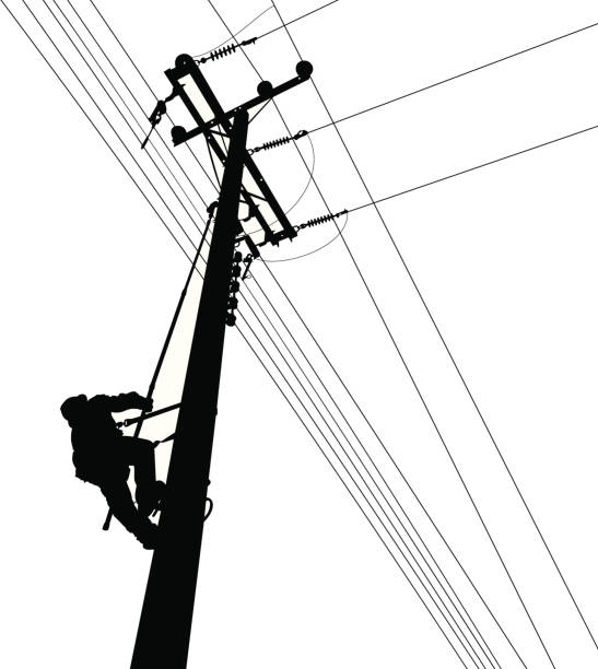 ilustraciones, imágenes clip art, dibujos animados e iconos de stock de electric trabajador escalada silouete - poste telegráfico