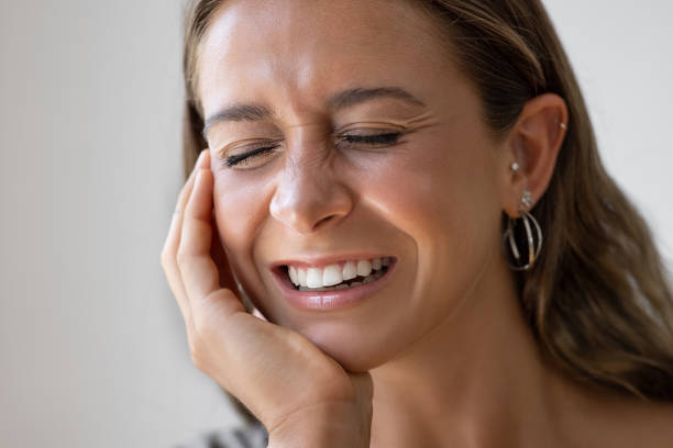 istock Woman have toothache 1645712915