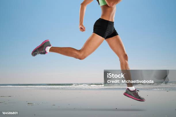 Foto de Faixa De Praia e mais fotos de stock de Adulto - Adulto, Asiático e indiano, Atividade