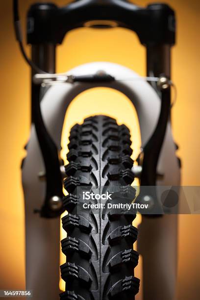 Garfo De Suspensão De Bicicleta De Roda Com E Travões - Fotografias de stock e mais imagens de Alumínio