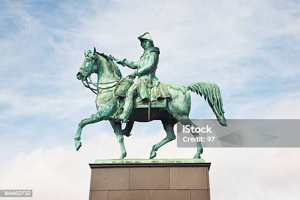 Statue Charles Xiv John — стоковые фотографии и другие картинки Slussen - Slussen, Бронза, Горизонтальный