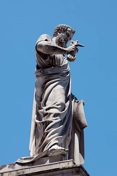 istock Statue of St Peter in Piazza San Pietro 164602759