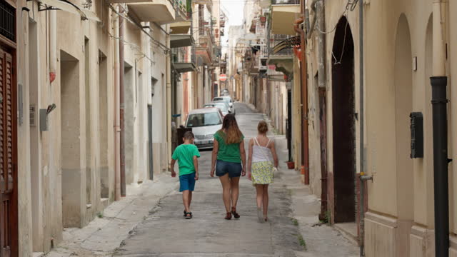 Moments of Travel - Sightseeing in Alcamo Sicily