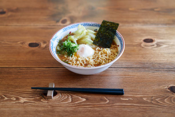 istock Japanese instant noodles (instant ramen noodles) 1646206617