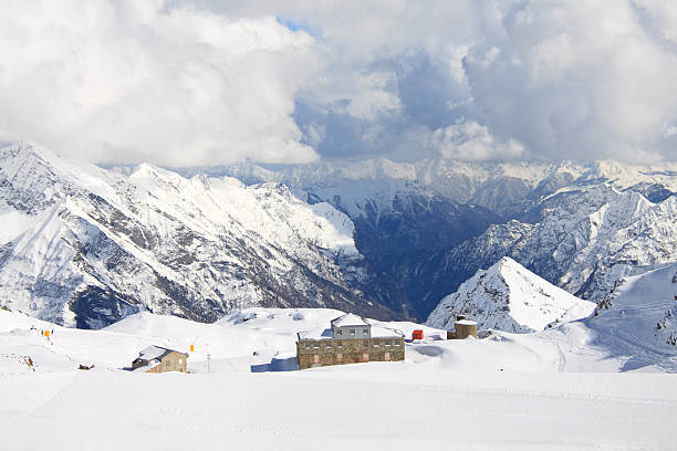 ski slopes, pass Salati panorama of Valsesia by pass Salati (Monte Rosa) roberto alagna stock pictures, royalty-free photos & images