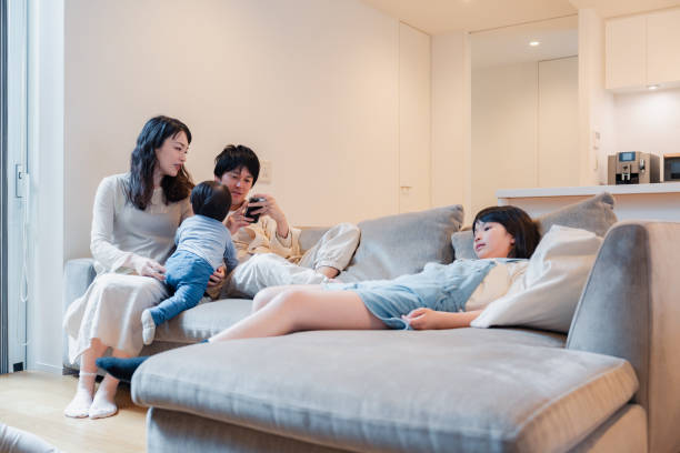 istock A family relaxing at home on a holiday 1646476746