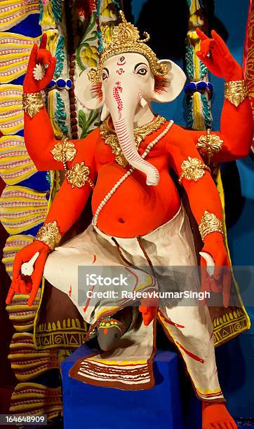 ガネーシャの Pandal ガプジャドルガ神のコルカタ - インドのストックフォトや画像を多数ご用意 - インド, インド文化, エンタメ総合