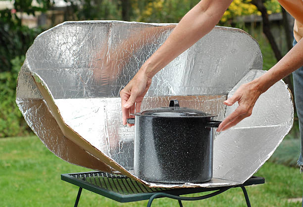 Solar Cooker Stock Photo - Download Image Now - Solar Cooker, Homemade, Solar Energy - iStock Solar Cooker Stock Photo - Download Image Now - Solar Cooker, Homemade, Solar Energy - iStock