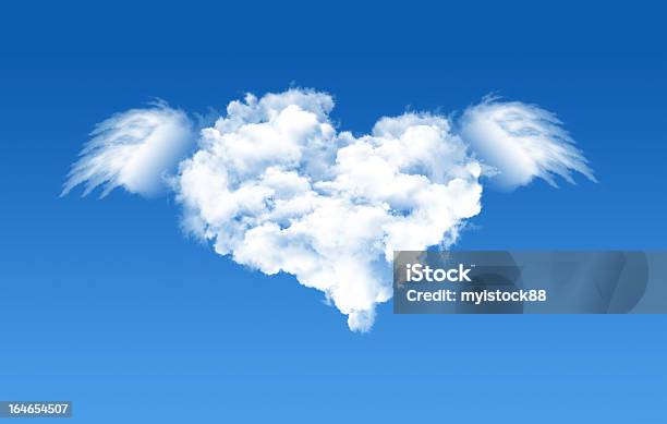 Di Cuore Cloud - Fotografie stock e altre immagini di Amore - Amore, Paradiso, Astratto