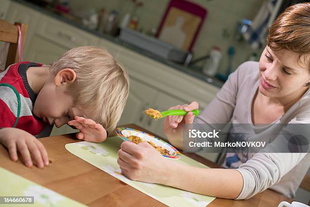 Photo libre de droit de Enfant Ne Pas Manger banque d'images et plus d'images libres de droit de Enfant - Enfant, Sans appétit, 2-3 ans