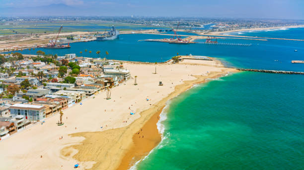 istock View of Newport beach 1646653647
