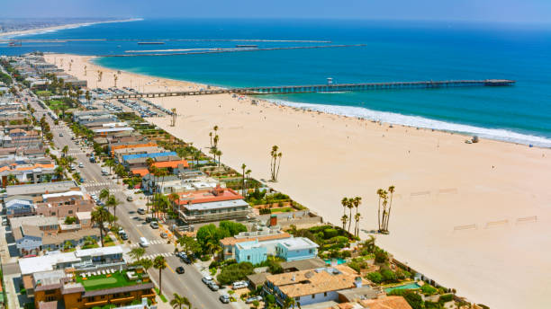 istock View of Newport beach 1646653665