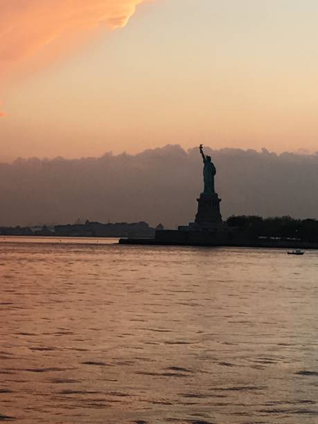 istock Statue of Liberty 1646674397