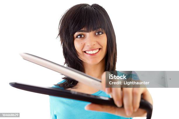 Prima Dopo Il Raddrizzamento Capelli - Fotografie stock e altre immagini di Donne - Donne, Ferro stiracapelli, Tenere