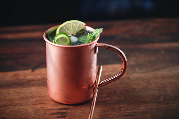 istock Moscow Mule in Brushed Copper Glass 1646894861
