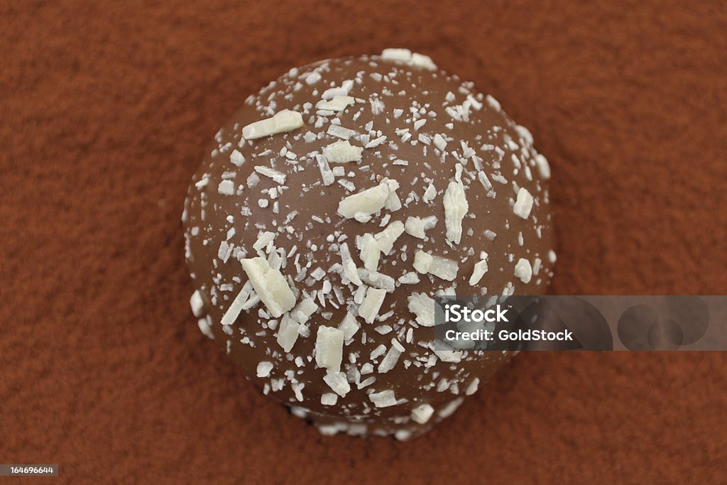 Solo trufa de Chocolate - Foto de stock de Chocolate libre de derechos